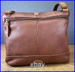 Fossil Crossbody Pebble Leather Fold Over Saddle Flap Bag Brown Snap Close