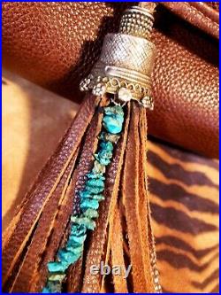 HoBo Pebbled BRN Ltr Saddle Bag withReal Turquoise EUC