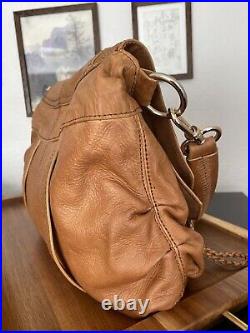 The SAK Leather Saddle bag satchel Hobo boho Slouchy Shoulder Bag Tan purse